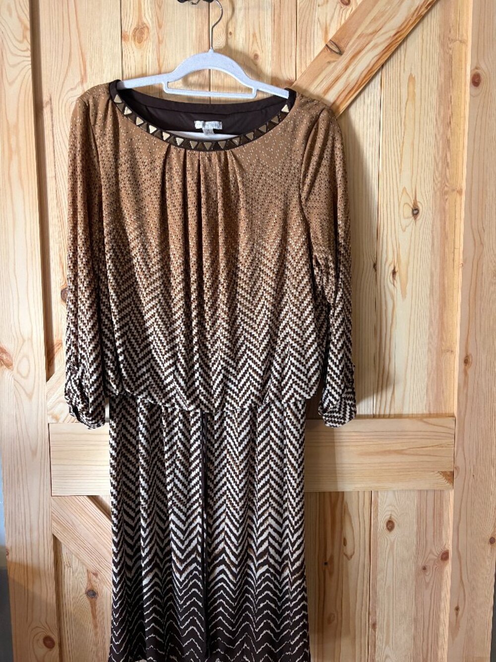 London Times Brown Pattern Dress 18 Boho Chevron Studded Neck Midi